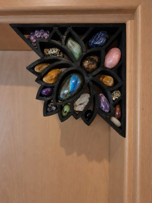 Lotus Door Corner Mini Sphere Holder
