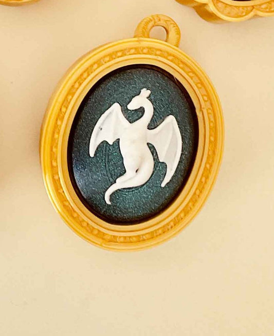 Dragon Cameo Clicker