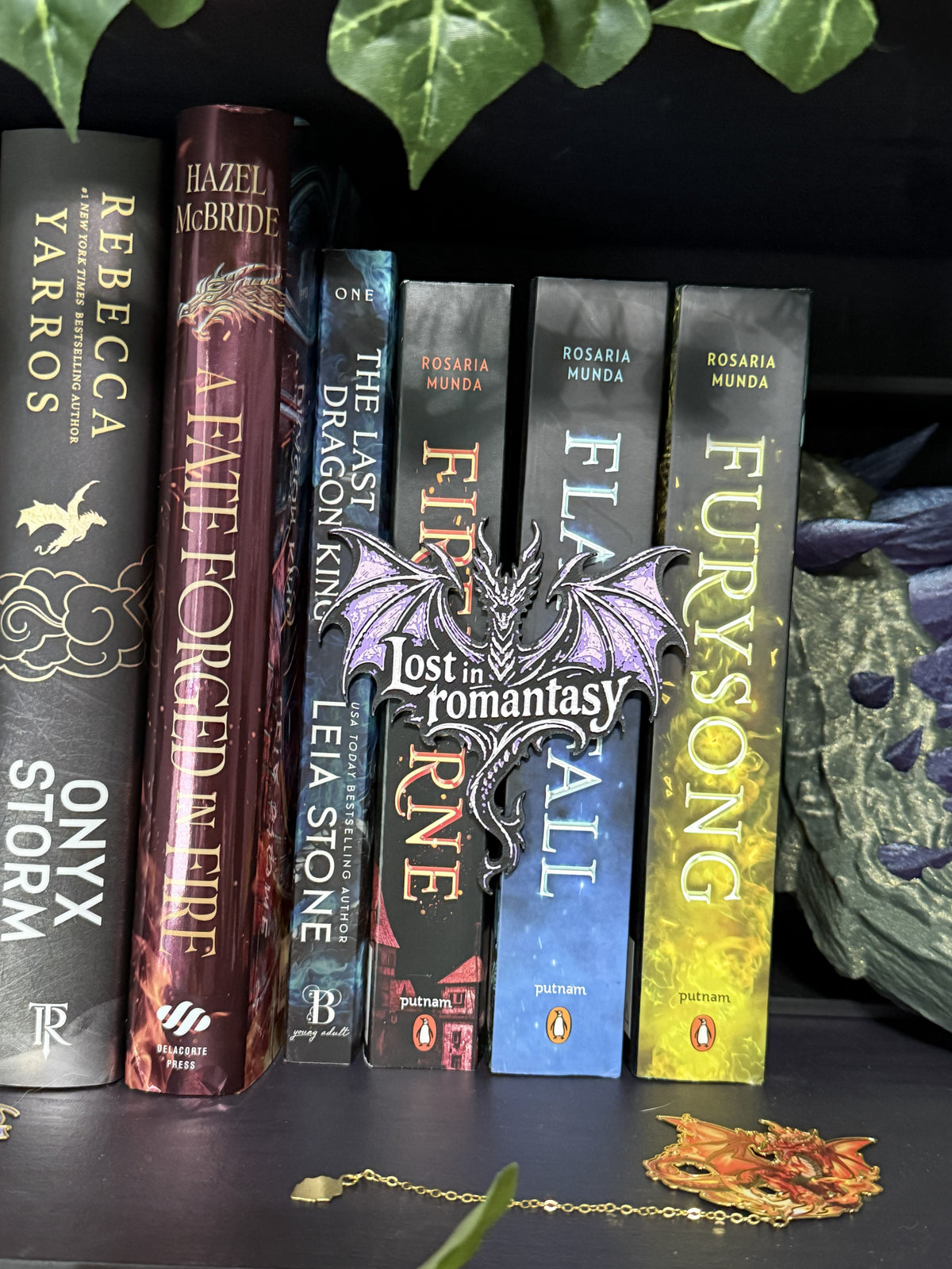 Lost in Romantasy Spine Hugger