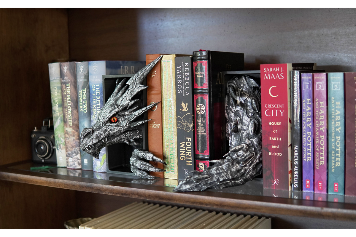 Blue Skull Book Nook - Lights out Inspired Fan Art